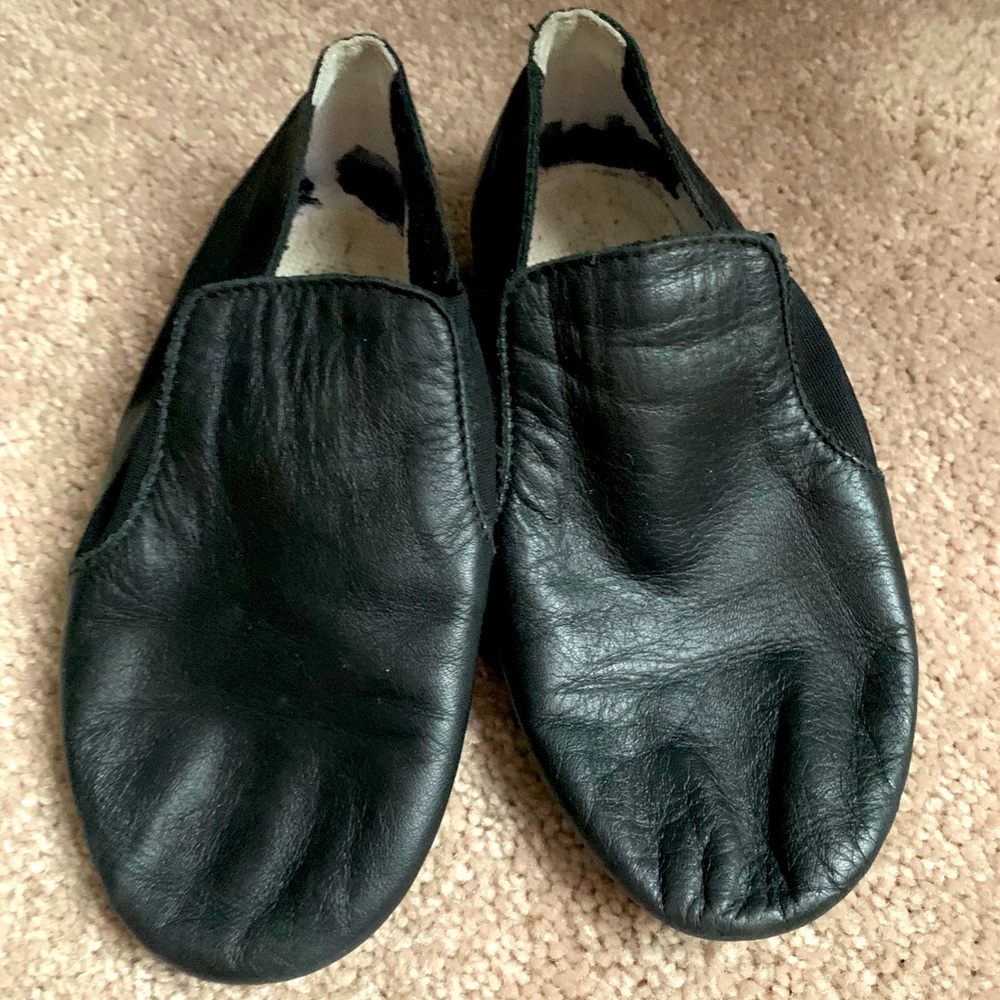 Black jazz shoes size 11 GUC